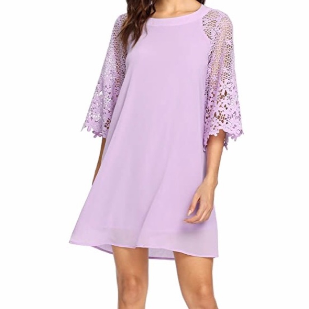 Lines chiffon dress with lace half-sleeves